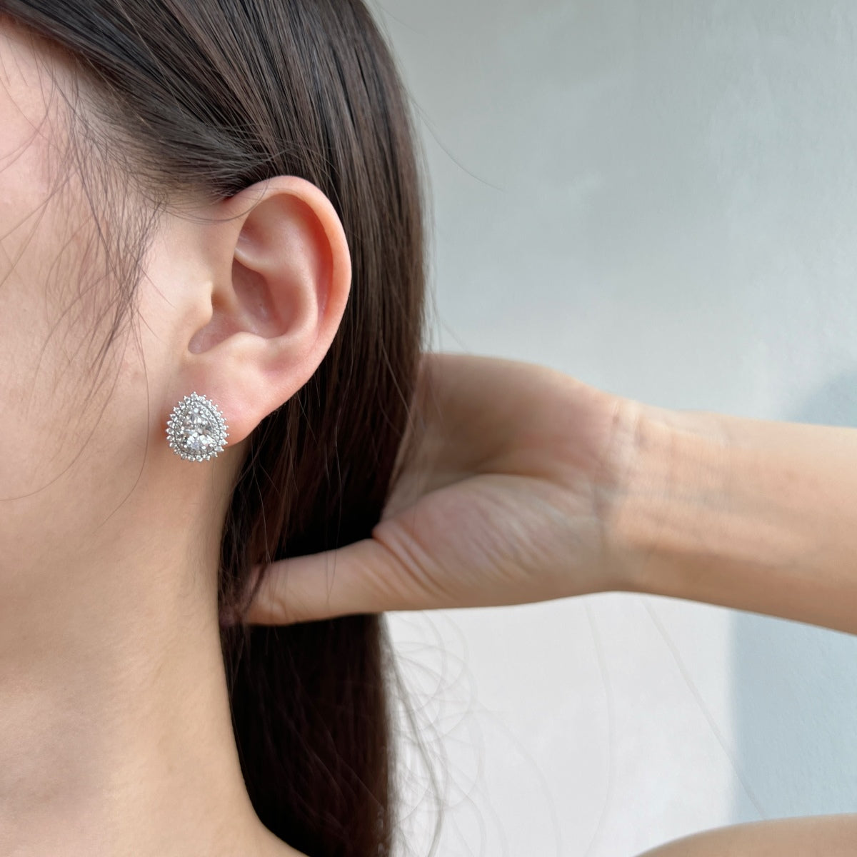 [Kincade Jewelry] Boucles d'oreilles délicates et magnifiques en forme de poire