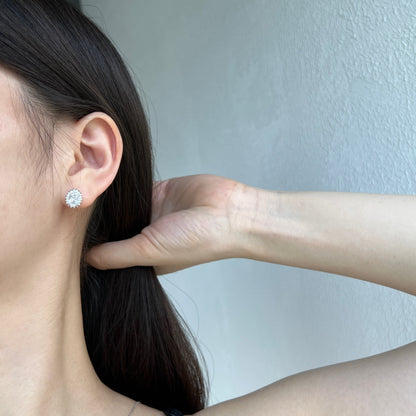 [Kincade Jewelry] Boucles d'oreilles délicates à coupe ovale radiante pour le quotidien