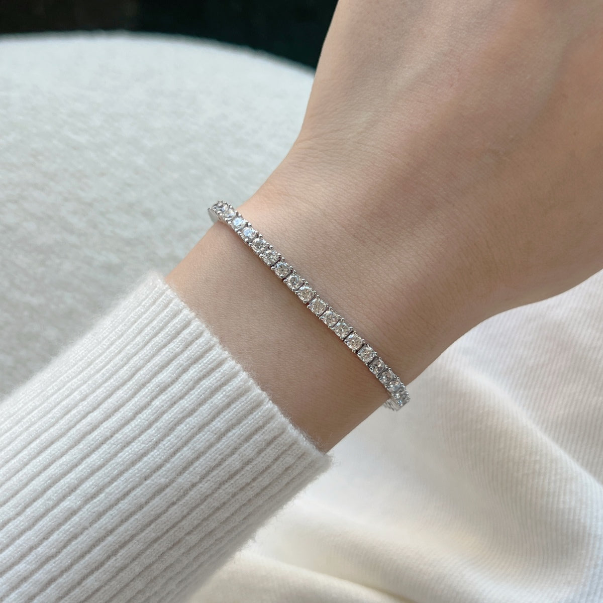 [Kincade Jewelrys] Bracelet tennis délicat et charmant à coupe ronde