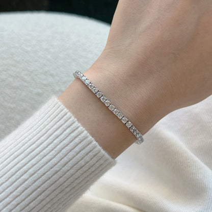 [Kincade Jewelrys] Bracelet tennis délicat et charmant à coupe ronde