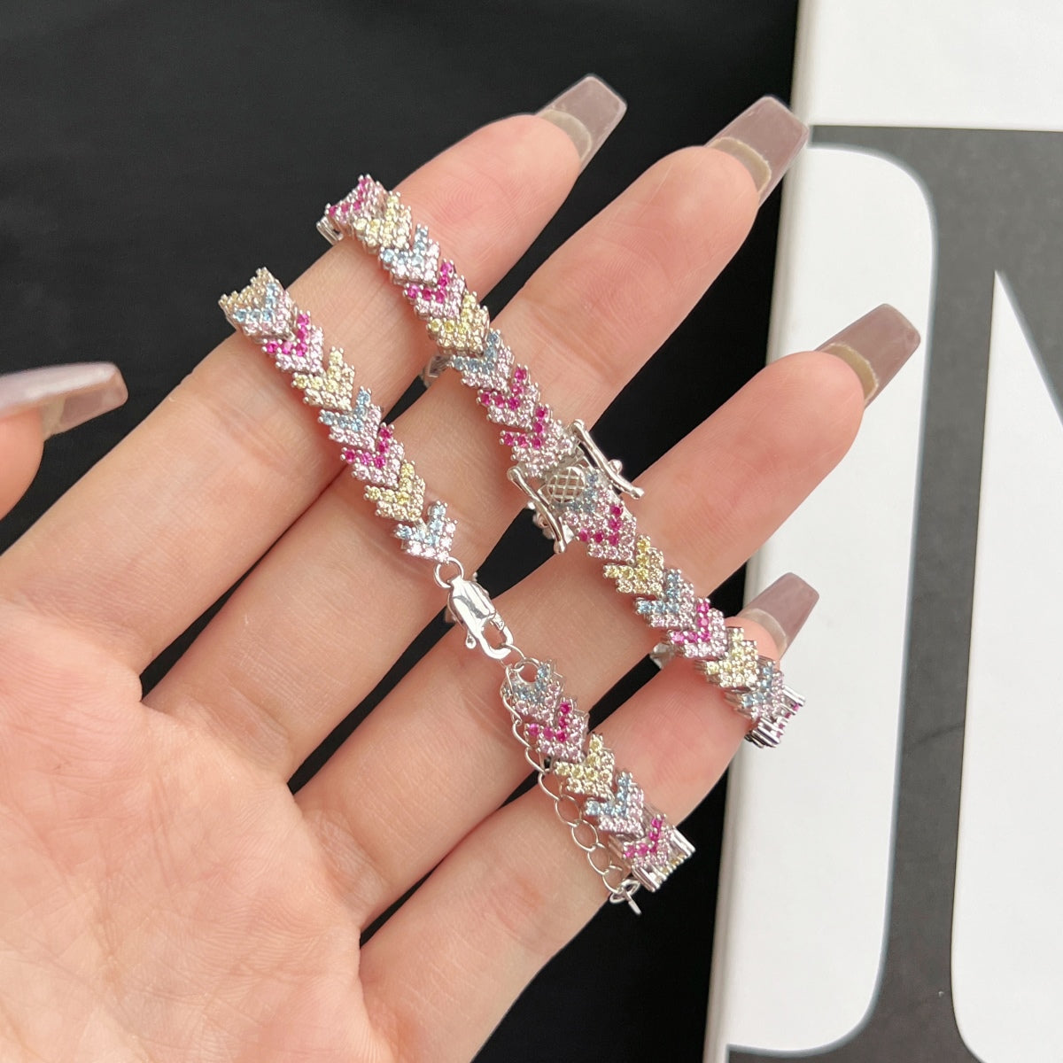 [Kincade Jewelrys]Ornate Sparkling Round Cut Party Bracelet