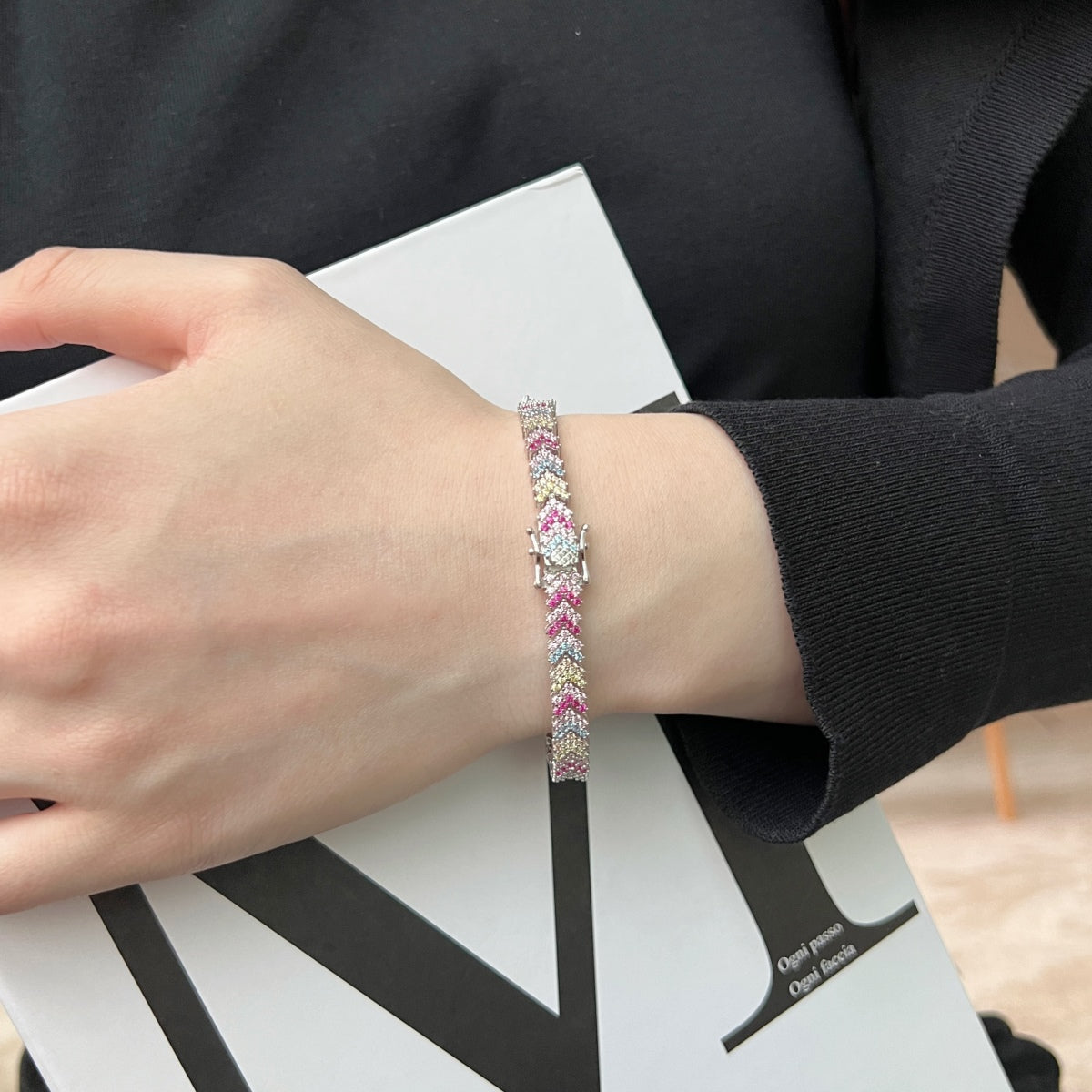 [Kincade Jewelrys]Ornate Sparkling Round Cut Party Bracelet