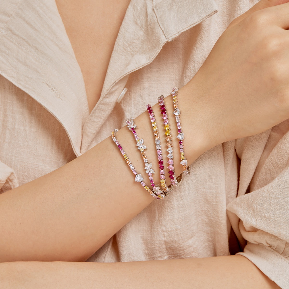 [Kincade Jewelrys] Bracelet romantique en forme de cœur avec perles rondes