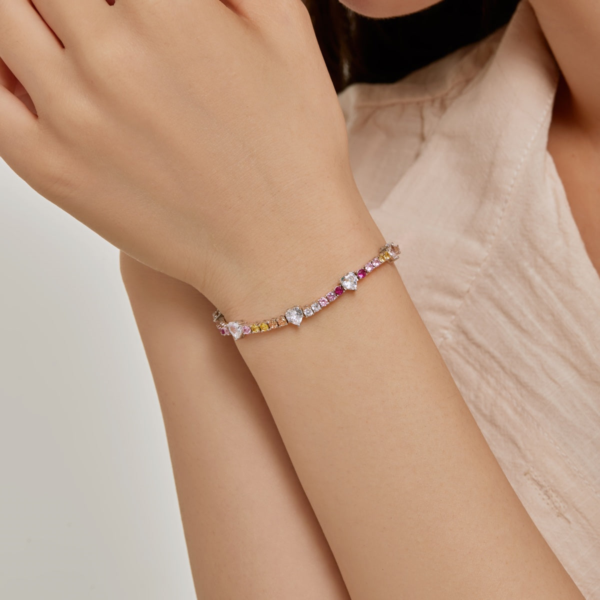 [Kincade Jewelrys] Bracelet romantique en forme de cœur avec perles rondes