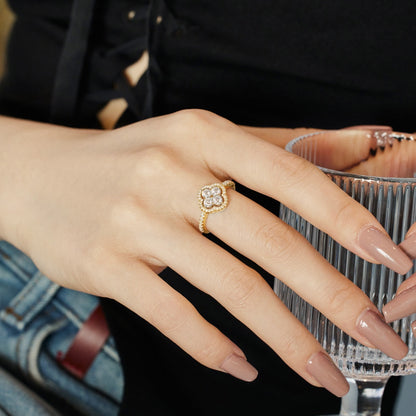 [Kincade Jewelrys] Bague à motif de trèfle à quatre feuilles