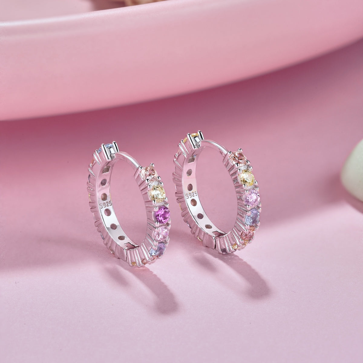 [Kincade Jewelrys] Boucles d'oreilles rondes colorées et éclatantes