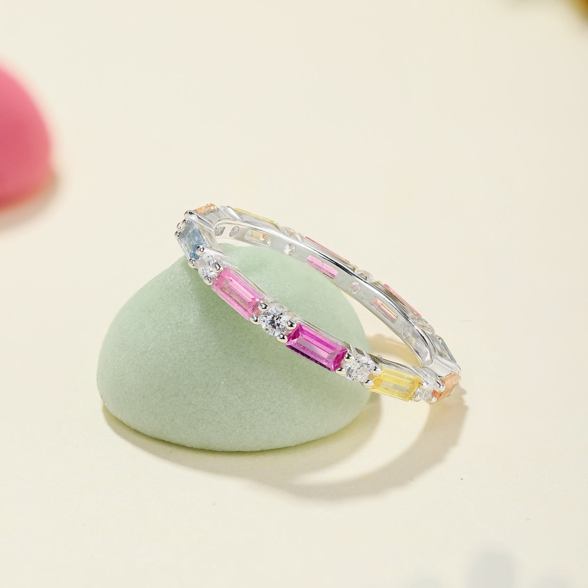[Kincade Jewelry] Bague quotidienne élégante à taille radiante Lively In Shades