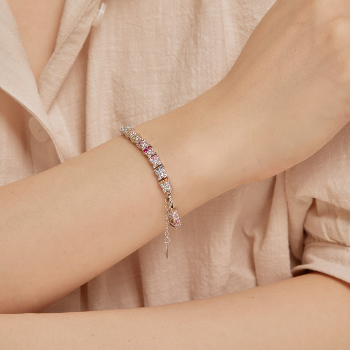 [Kincade Jewelrys]Unique Colorful Flower Shape Daily Bracelet