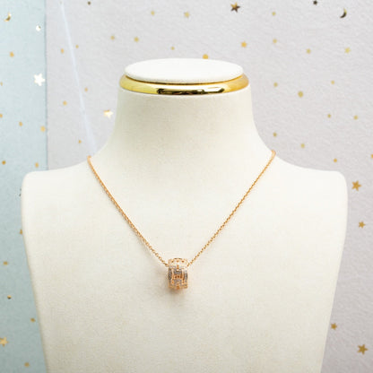 [Kincade Jewelrys] COLLIER PARENTESI OR ROSE DIAMANT
