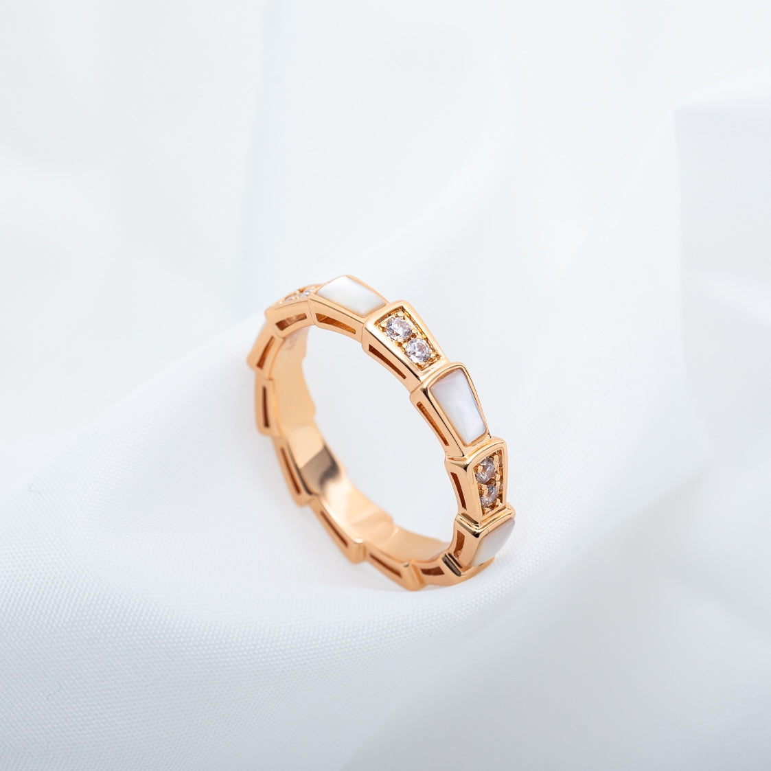 [Kincade Jewelrys] BAGUE SERPENTI OR ROSE DIAMANT NACRE 3MM