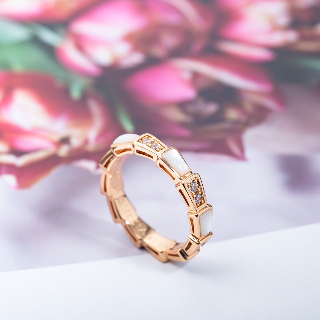 [Kincade Jewelrys] BAGUE SERPENTI OR ROSE DIAMANT NACRE 3MM
