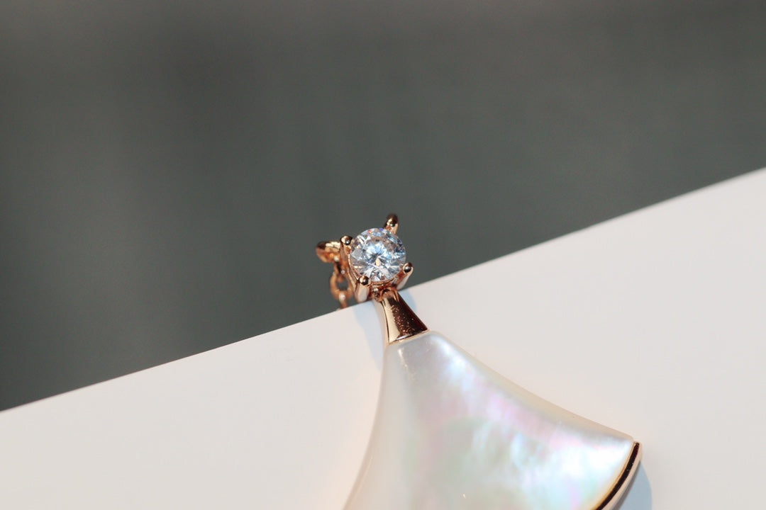[Kincade Jewelrys]DREAM NECKLACE WHITE MOP PINK GOLD 1 DIAMOND
