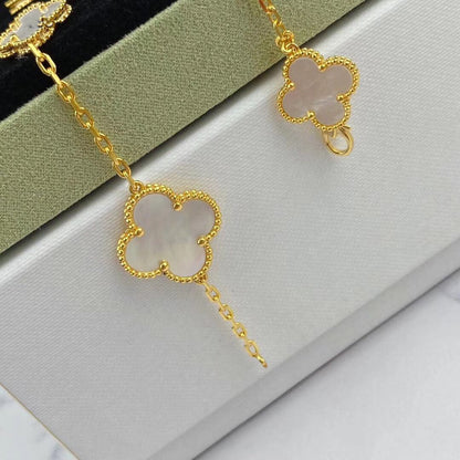 [Kincade Jewelrys] Bracelet en or avec nacre et trèfle magique, 5 motifs