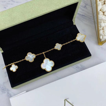 [Kincade Jewelrys] Bracelet en or avec nacre et trèfle magique, 5 motifs