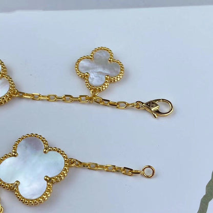 [Kincade Jewelrys] Bracelet en or avec nacre et trèfle magique, 5 motifs