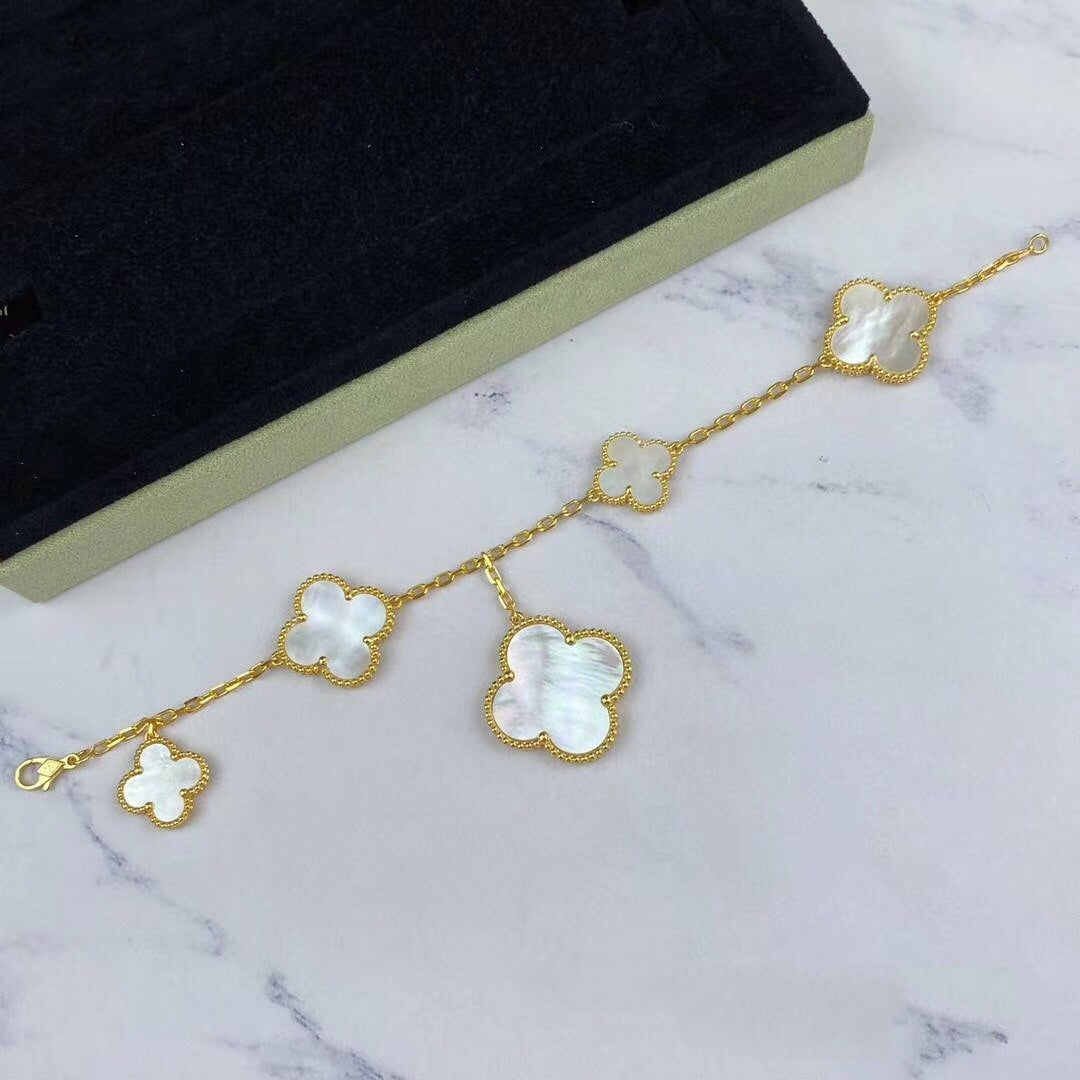 [Kincade Jewelrys] Bracelet en or avec nacre et trèfle magique, 5 motifs