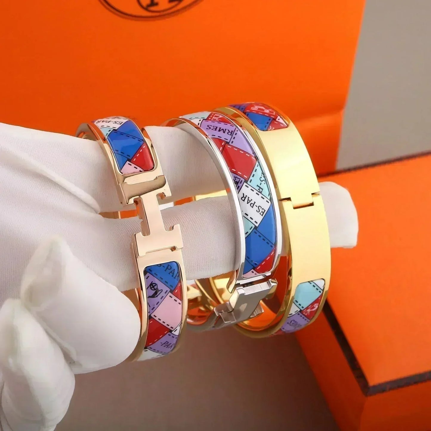 [Kincade Jewelrys]H BRACELET DOTTED BORDER 12MM