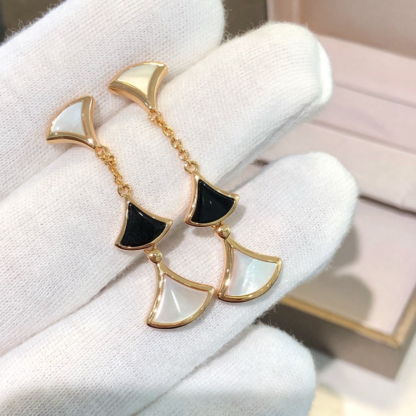 [Kincade Jewelrys] BOUCLES D'OREILLES DREAM 3 MOTIFS ONYX NACRE OR ROSE