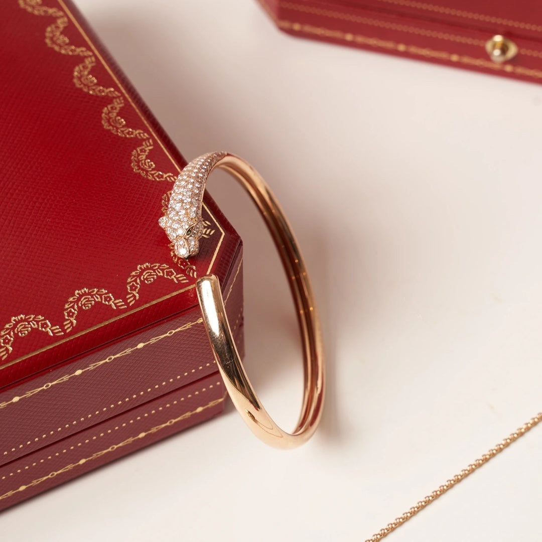 [Kincade Jewelrys] Bracelet ouvert Panthère en or rose et diamants