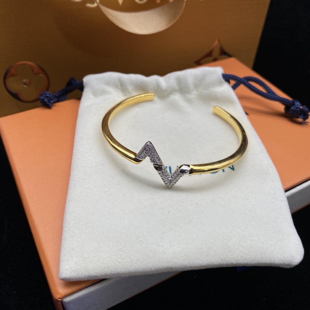 [Kincade Jewelrys]VOLTE UPSITE DOWN DIAMOND GOLD OPEN BRACELET