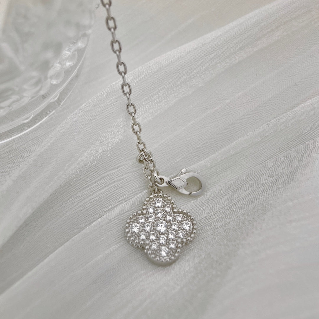 [Kincade Jewelrys] COLLIER TRÈFLE 5 MOTIFS ARGENT DIAMANTS