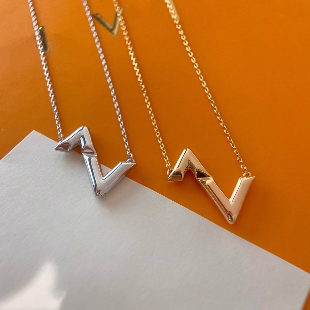 [Kincade Jewelrys] COLLIER VOLTE À L'ENVERS