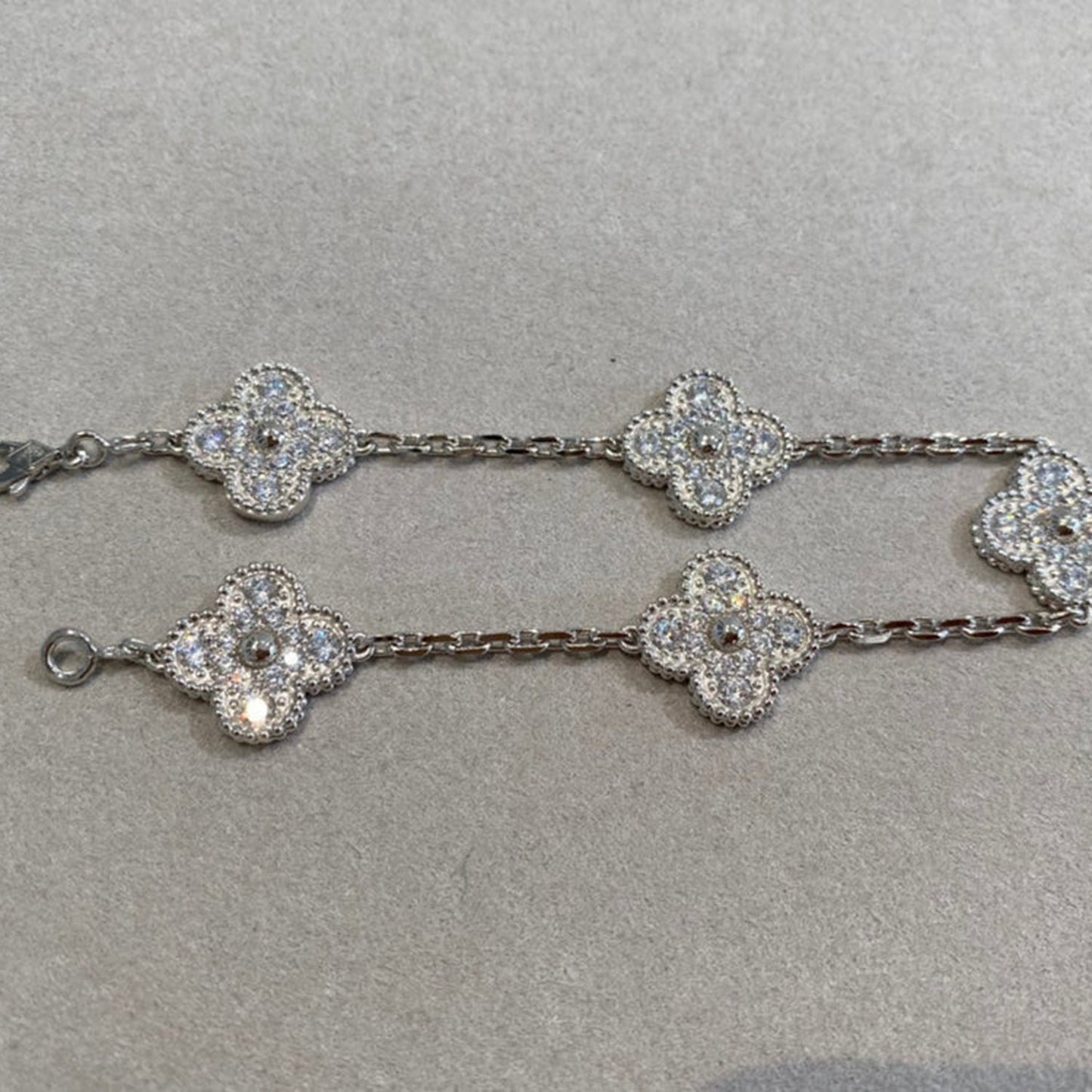 [Kincade Jewelrys] BRACELET DIAMANT 5 MOTIFS TRÈFLE ARGENT