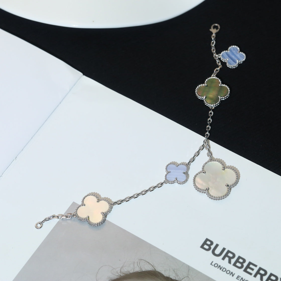 [Kincade Jewelrys]CLOVER BRACELET 5 MOTIFS MOP CHALCEDONY SILVER