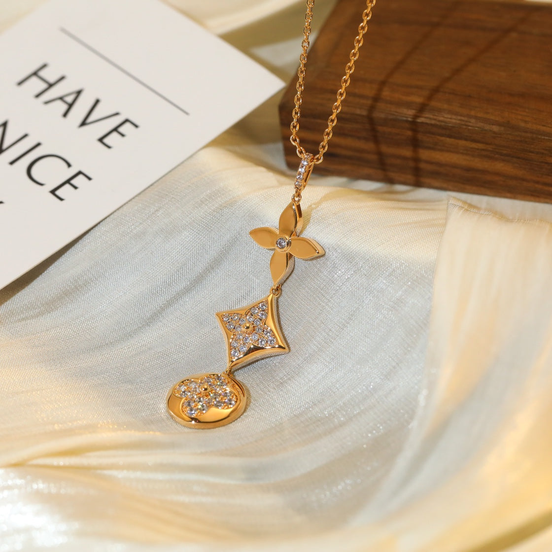[Kincade Jewelrys]STAR AND SUN DIAMOND PINK GOLD NECKLACE