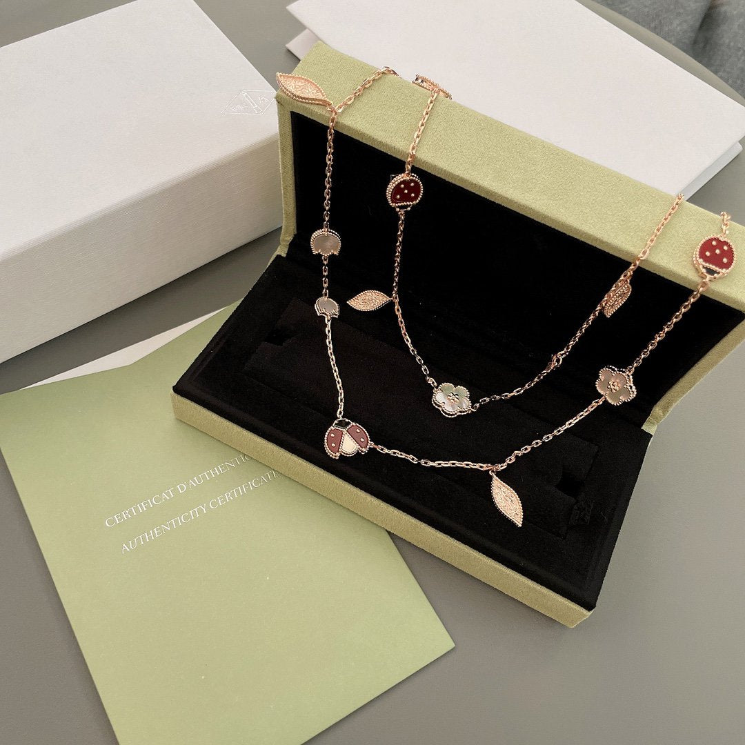 [Kincade Jewelrys] COLLIER LUCKY SPRING 15 MOTIFS EN OR ROSE