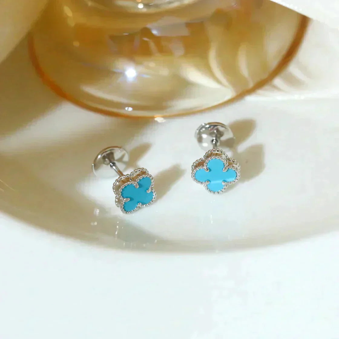 [Kincade Jewelrys]CLOVER MINI 9.5MM ONYX STUD EARRINGS SILVER