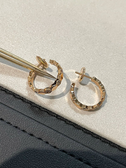 [Kincade Jewelrys] Bague creuse en forme de trèfle à quatre feuilles