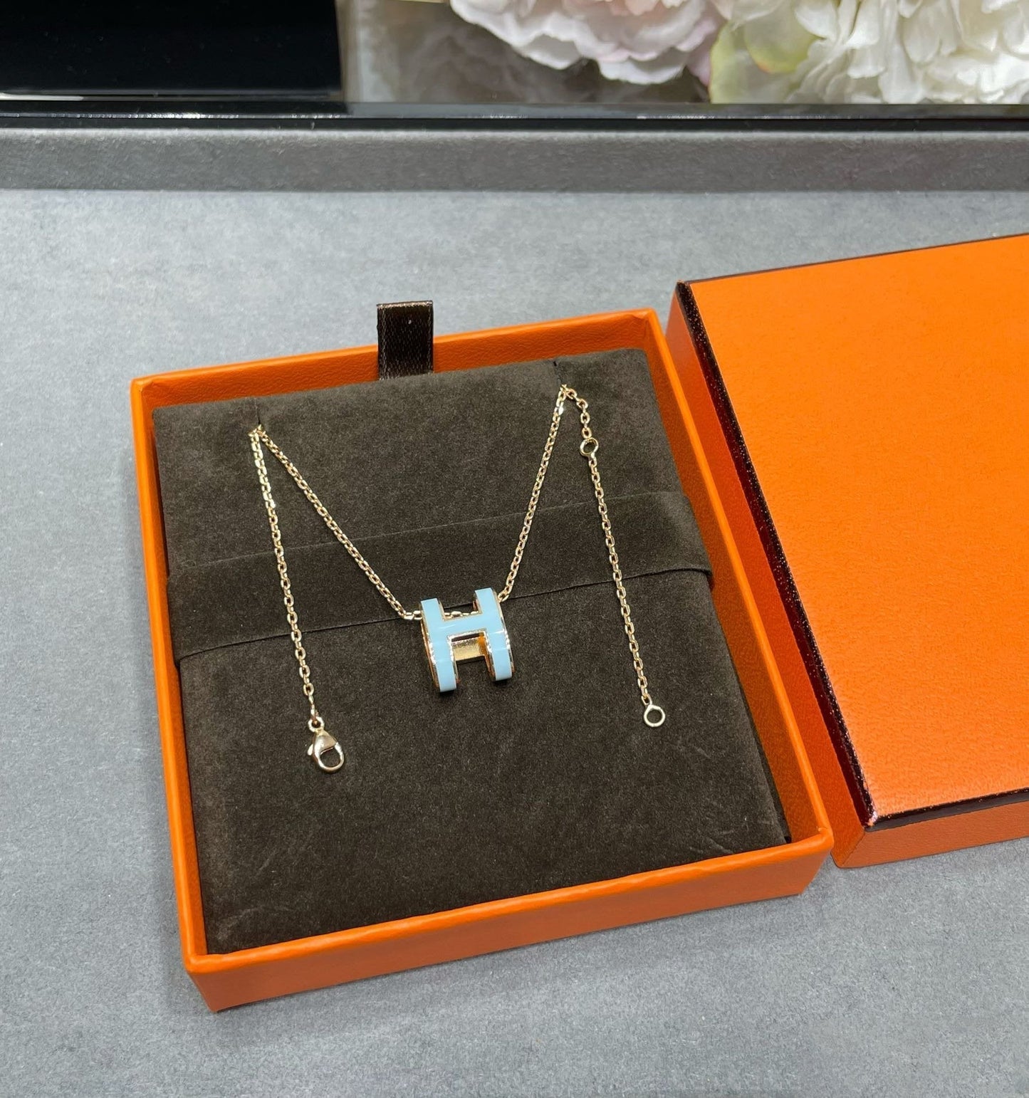 [Kincade Jewelrys] COLLIER POP H BLEU CIEL