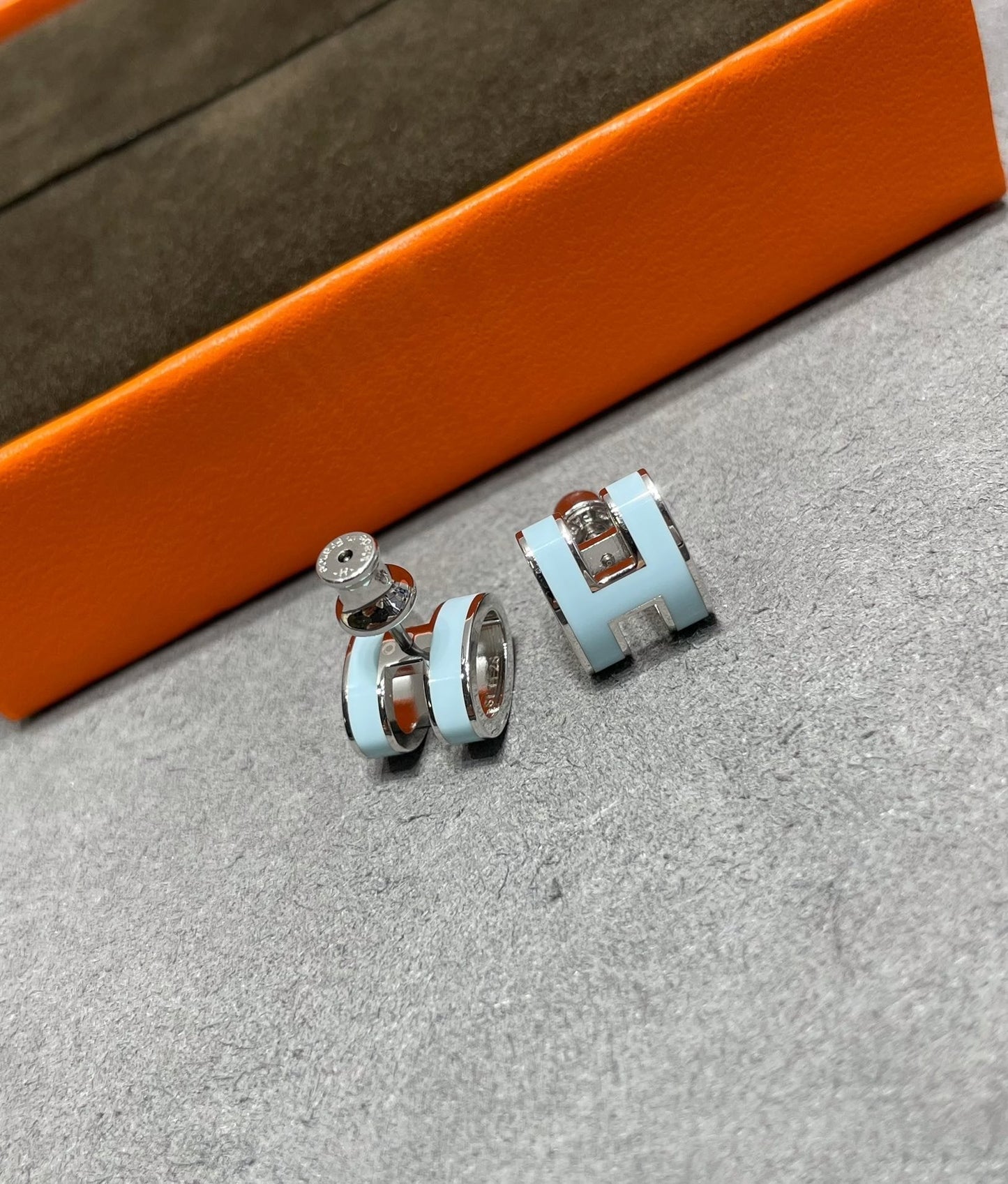 [Kincade Jewelrys]Boucles d'oreilles à tige bleu ciel POP H
