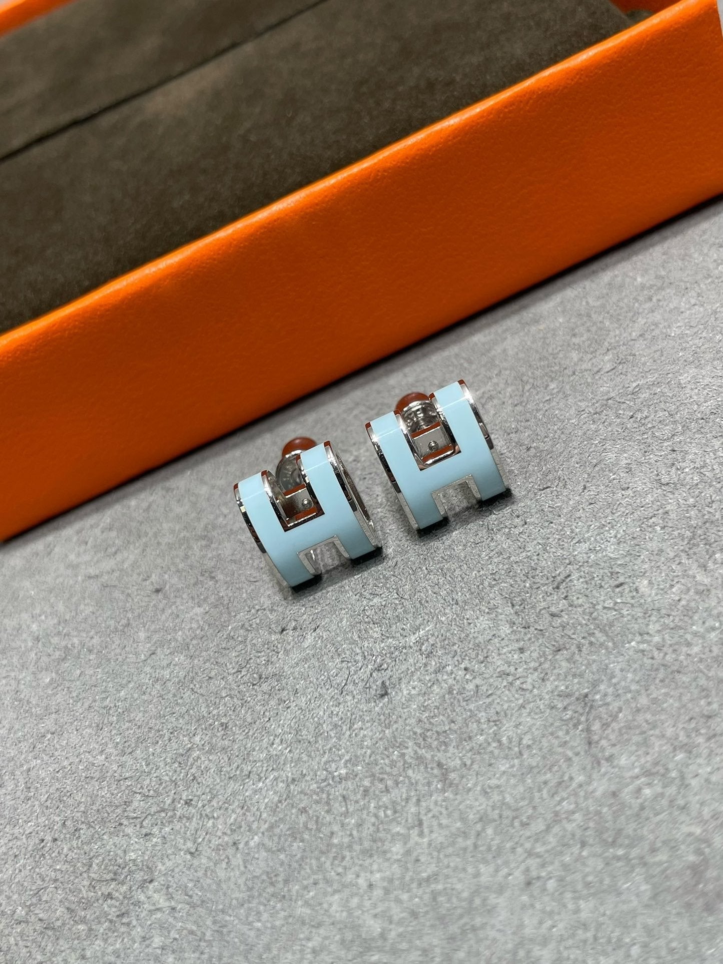 [Kincade Jewelrys]Boucles d'oreilles à tige bleu ciel POP H