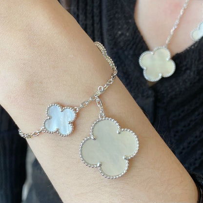 [Kincade Jewelrys] Bracelet en argent et nacre blanche à 5 motifs