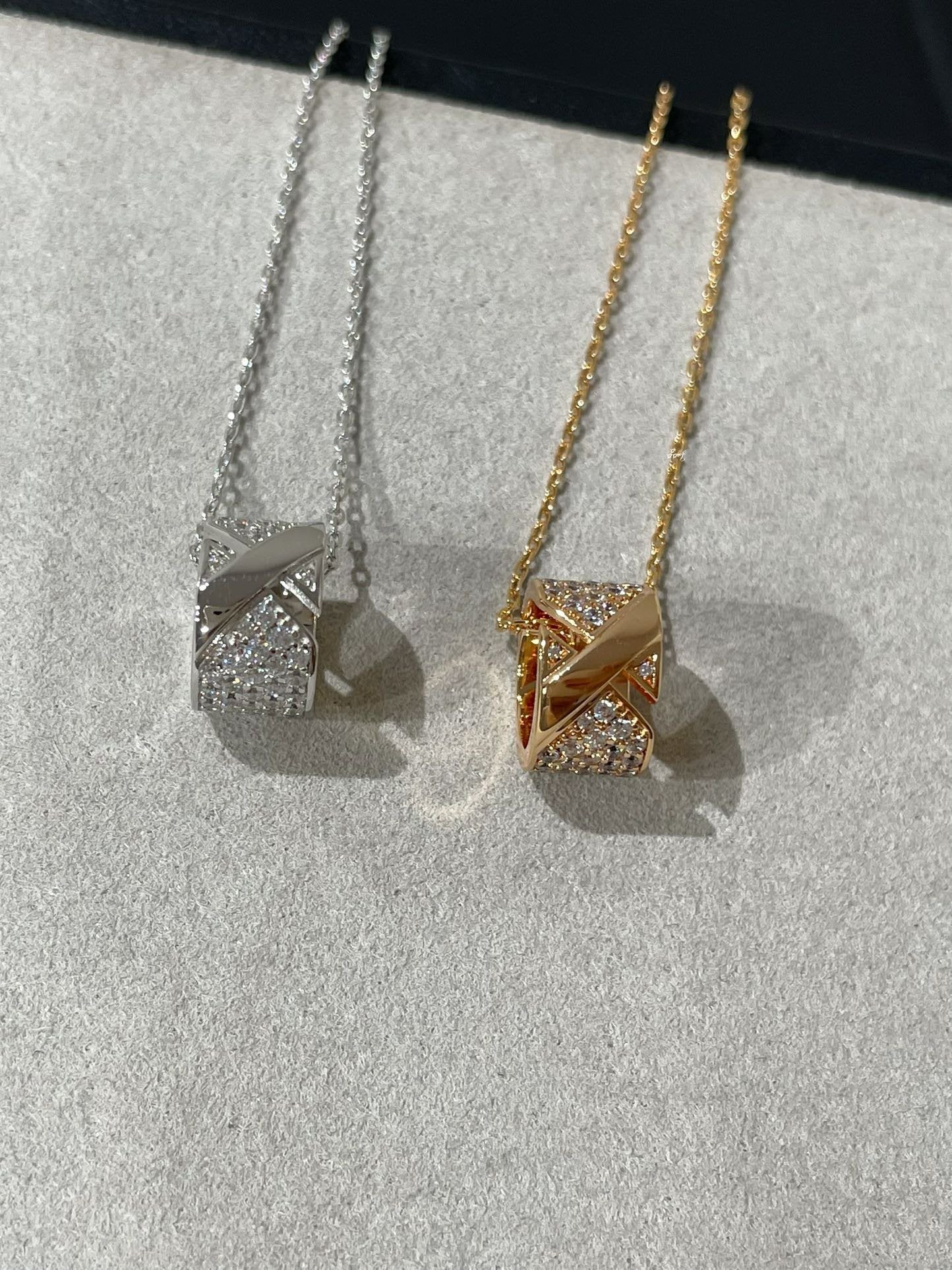 [Kincade Jewelrys]LIENS EVIDENCE DIAMOND PAVED NECKLACE