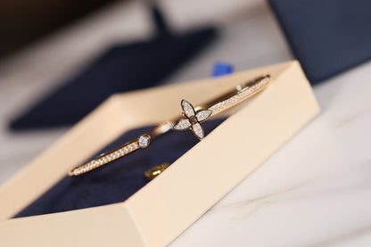 [Kincade Jewelrys] Bracelet ouvert IDYLLE en or pavé de diamants