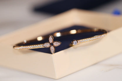 [Kincade Jewelrys] Bracelet ouvert IDYLLE en or pavé de diamants