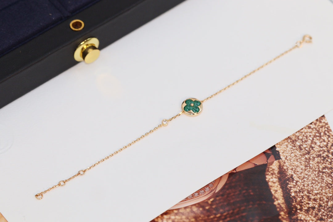 [Kincade Jewelrys] BRACELET 4 MOTIFS ÉTOILE ET SOLEIL EN OR ROSE ET MALACHITE