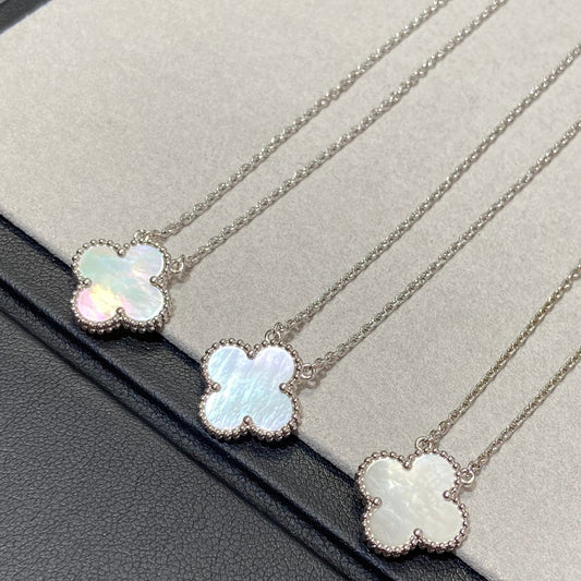[Kincade Jewelrys] COLLAR DE TRAPEADORA DE PLATA BLANCA MEDIANO DE TRÉBOL 