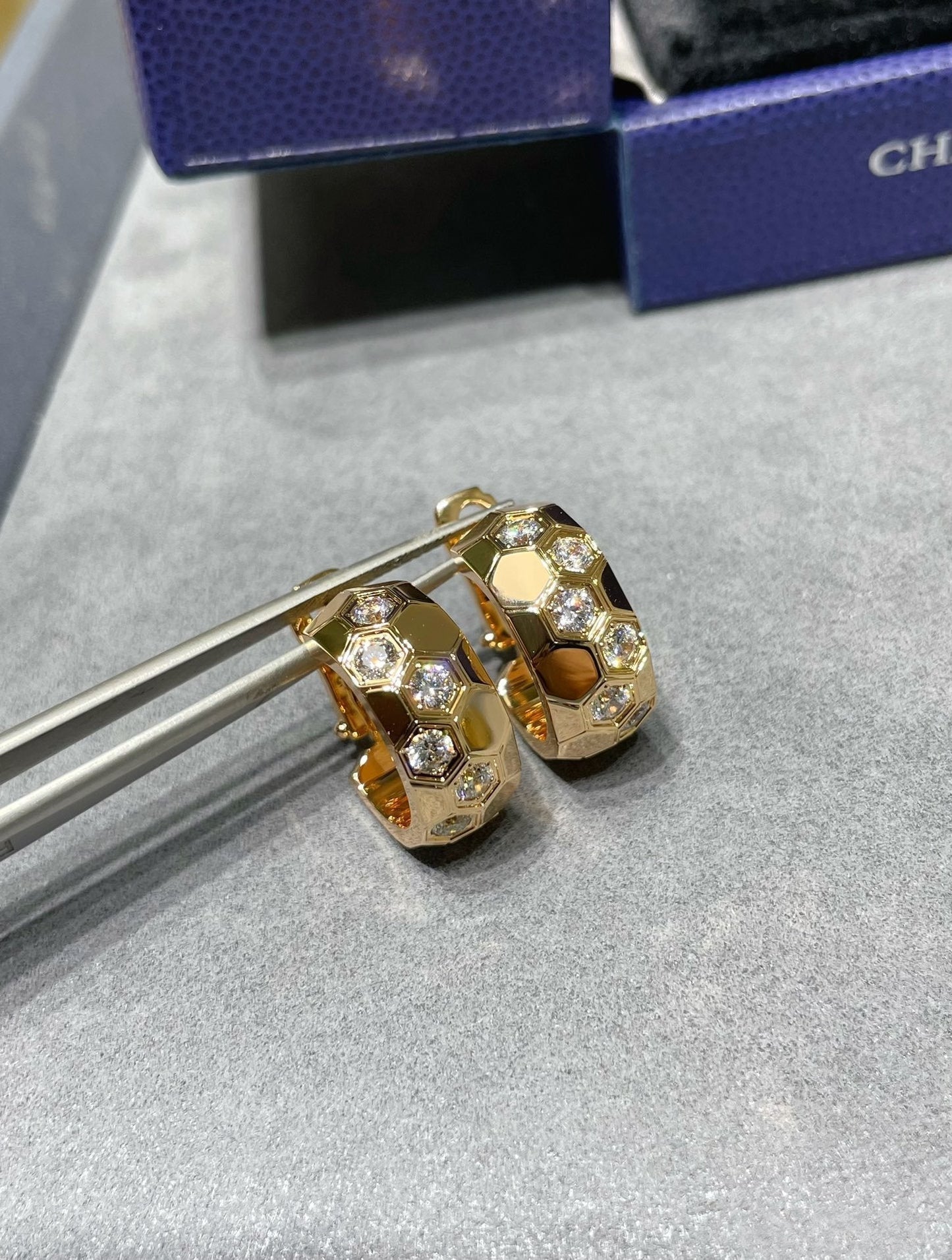 [Kincade Jewelrys]Boucles d'oreilles créoles en diamant BEE LOVE 