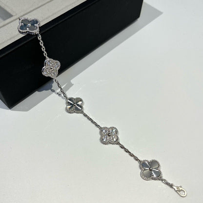[Kincade Jewelrys] BRACELET ARGENT DIAMANT À 5 MOTIFS CLOVER