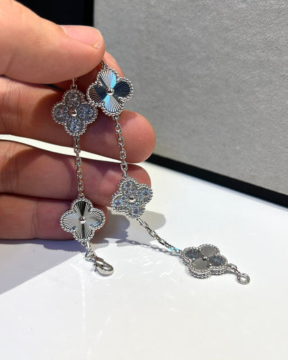 [Kincade Jewelrys] BRACELET ARGENT DIAMANT À 5 MOTIFS CLOVER