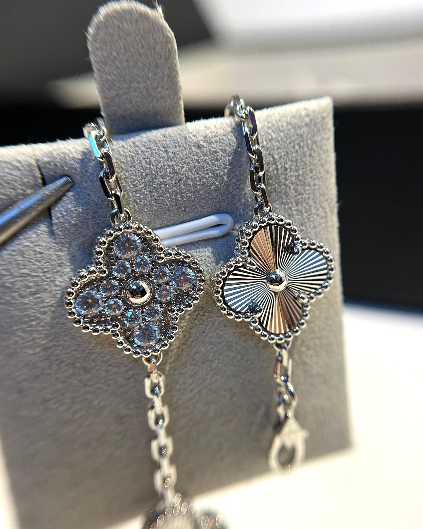 [Kincade Jewelrys] BRACELET ARGENT DIAMANT À 5 MOTIFS CLOVER