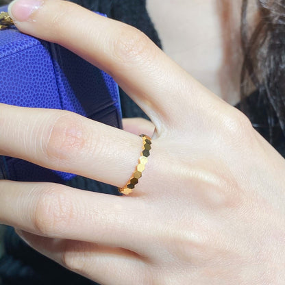 [Kincade Jewelrys] PETITE BAGUE BEE LOVE