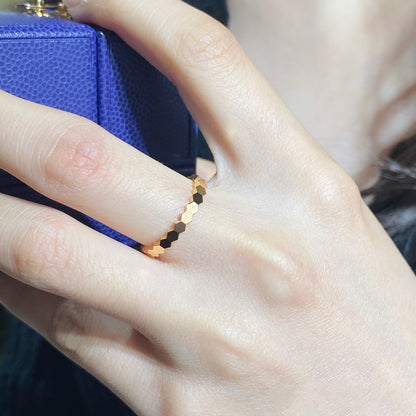 [Kincade Jewelrys] PETITE BAGUE BEE LOVE