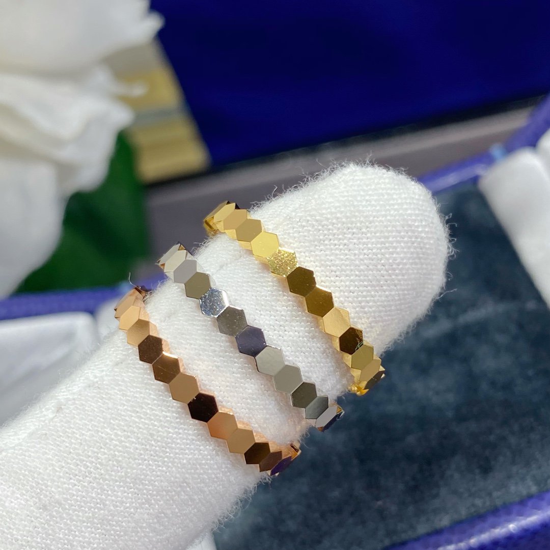 [Kincade Jewelrys] PETITE BAGUE BEE LOVE