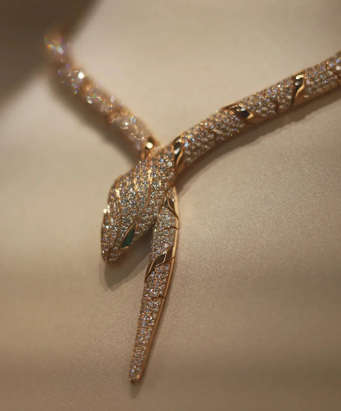 [Kincade Jewelry] COLLIER SERPENTI EN OR HAUTE COUTURE 