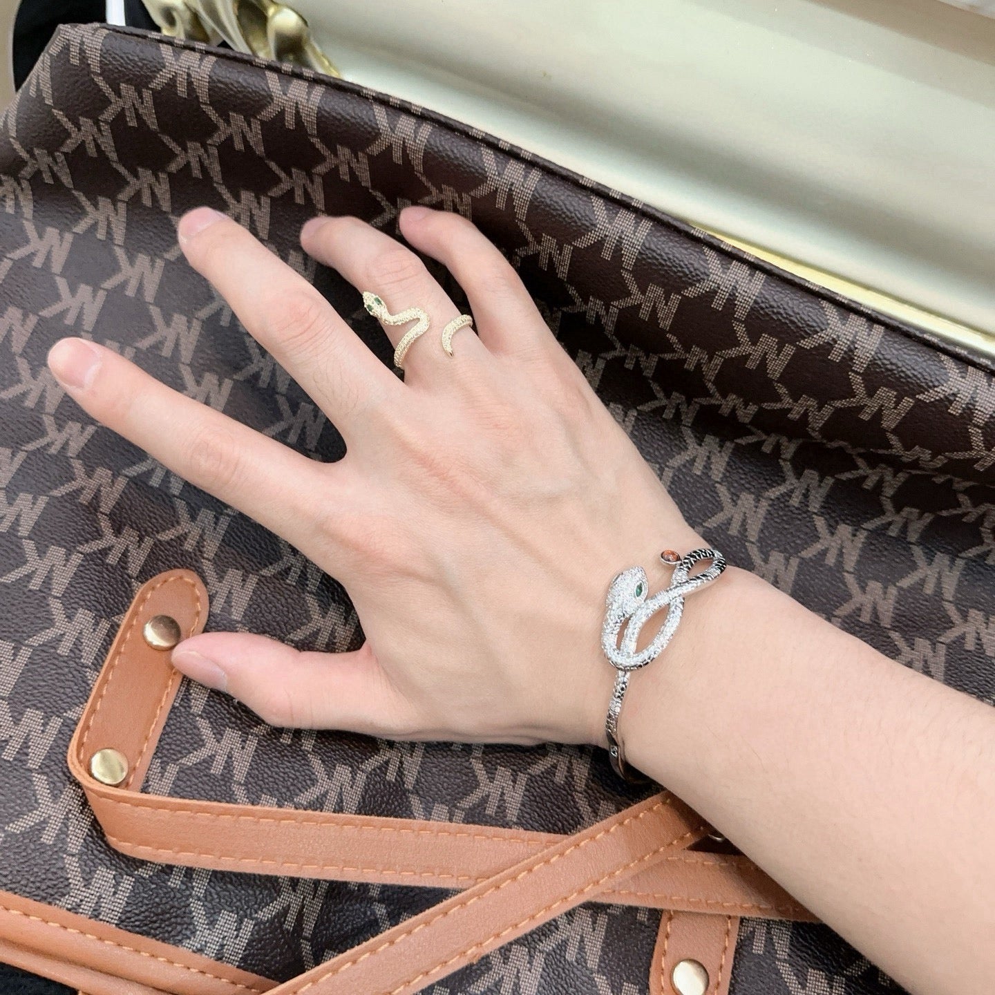 [Bijoux Kincade] BRACELET HAUTE SERPENTI 